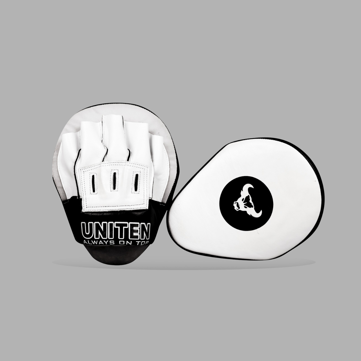 LIGHT WEIGHT COACHER PAD (BLACK AND WHITE)